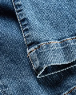 Carson Kick-Flare Jean in Bandit Dust