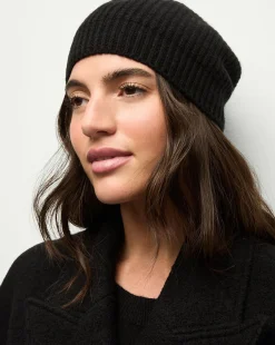 Cashmere Beanie in Black