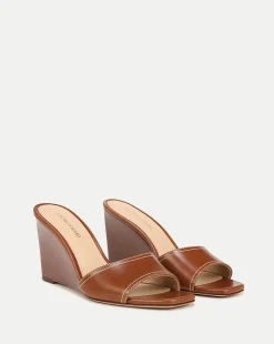 Ellen Wedge Sandal in Caramel