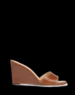 Ellen Wedge Sandal in Caramel