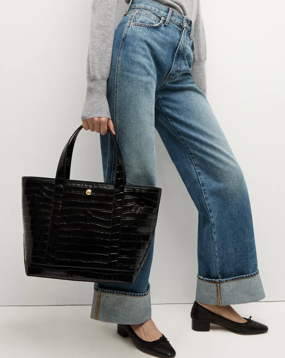 Grand Croc-Embossed Goody Bag in Black