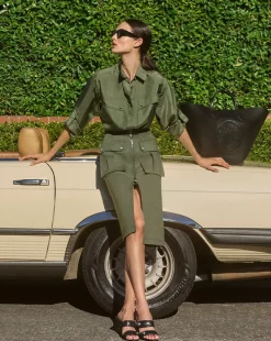 Large Crest Tote in Black