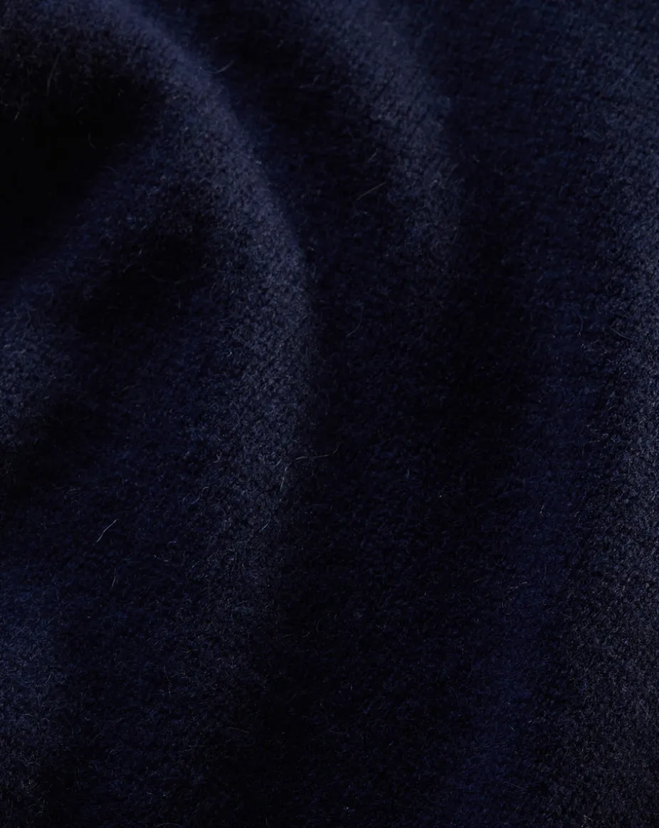 Mazzy Cashmere Turtleneck in Navy