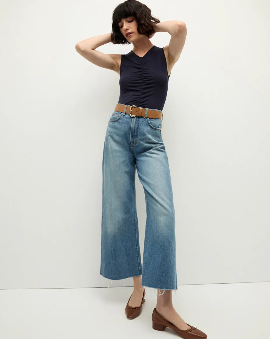 Neeta Sleeveless Top in Navy