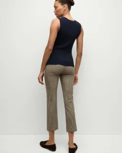 Sid V-Neck Sleeveless Pullover in Navy